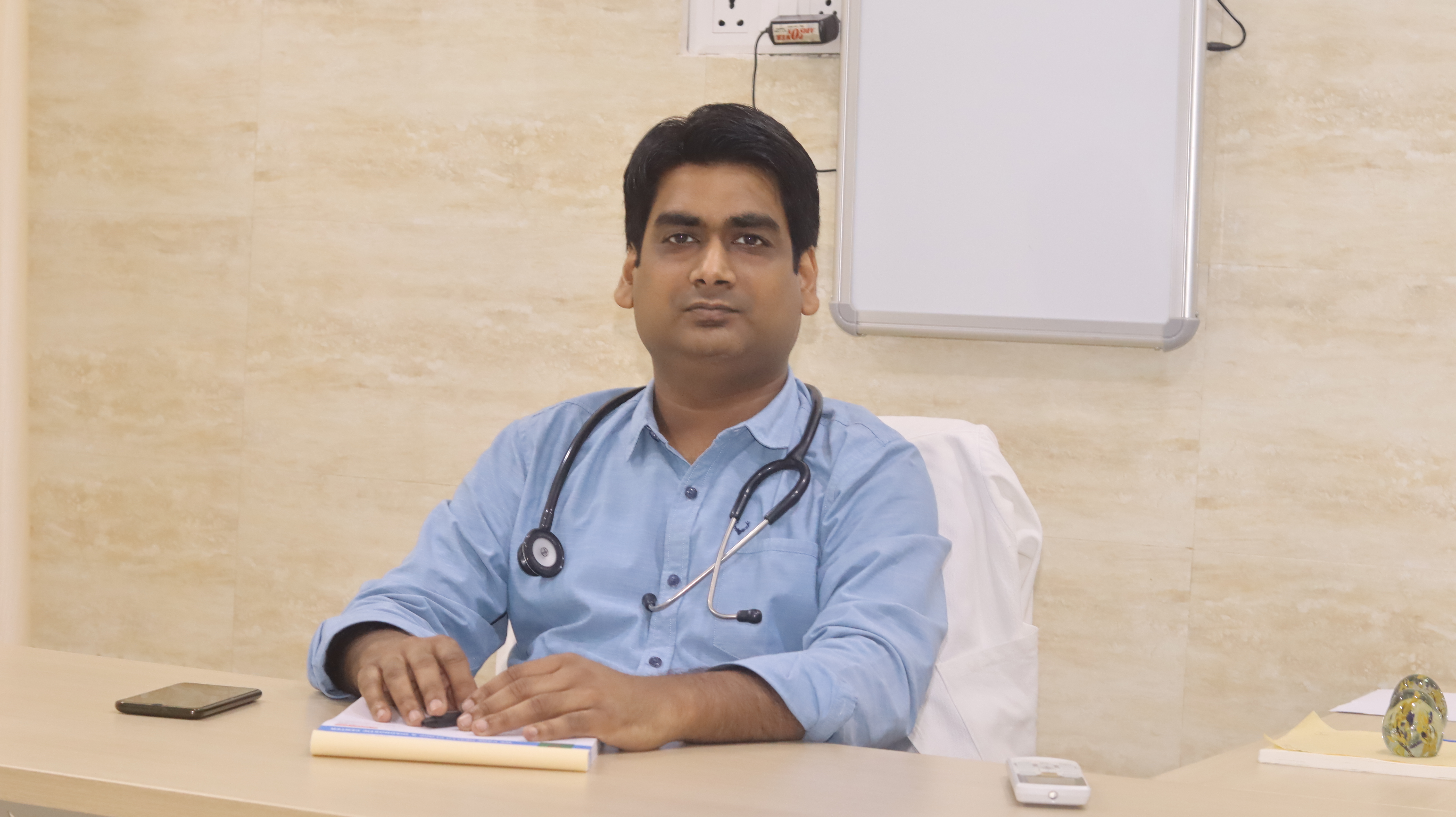 Best Fistula Surgeon in Kanpur - Dr. Vaibhav Gupta